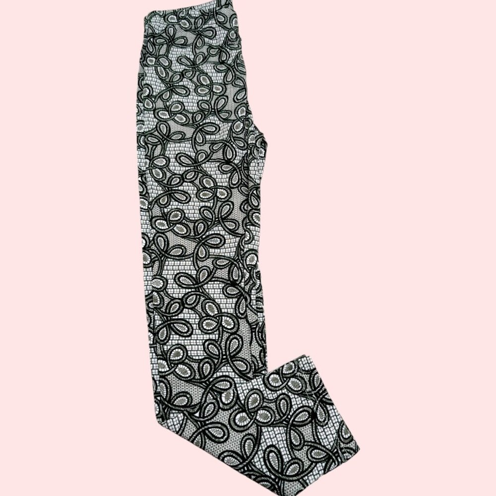 Booky Full length Soft Cotton stretchy leggings Skinny Fit Green knots NWOT - Picture 3 of 5